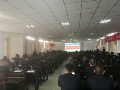 刘启正老师走进淮滨农商行《全员执行力与新敬业精神》专题培训